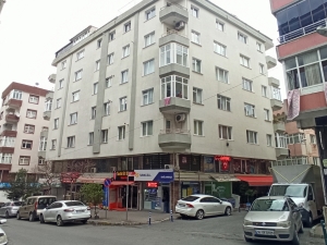 Anadolubank'tan İstanbul Bağlarbaşı'nda 283 m² Asma Katlı Dükkan